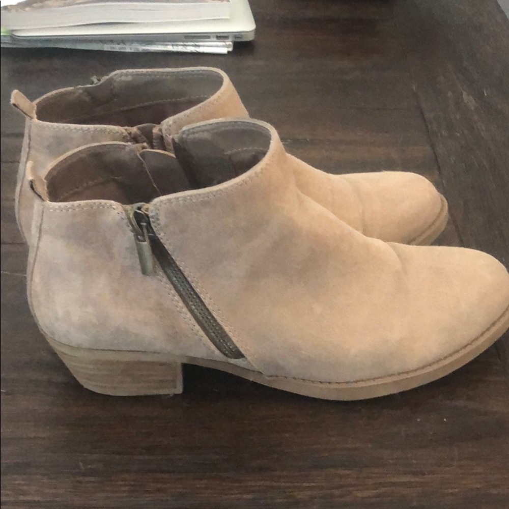 Booties - Picture 3 of 4